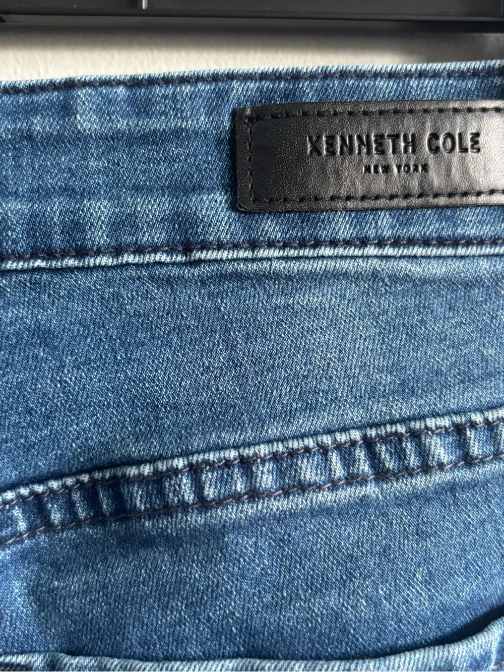 Kenneth Cole Men’s Slim Fit Jeans 30x29 Medium Blue Recycled Stretch Denim